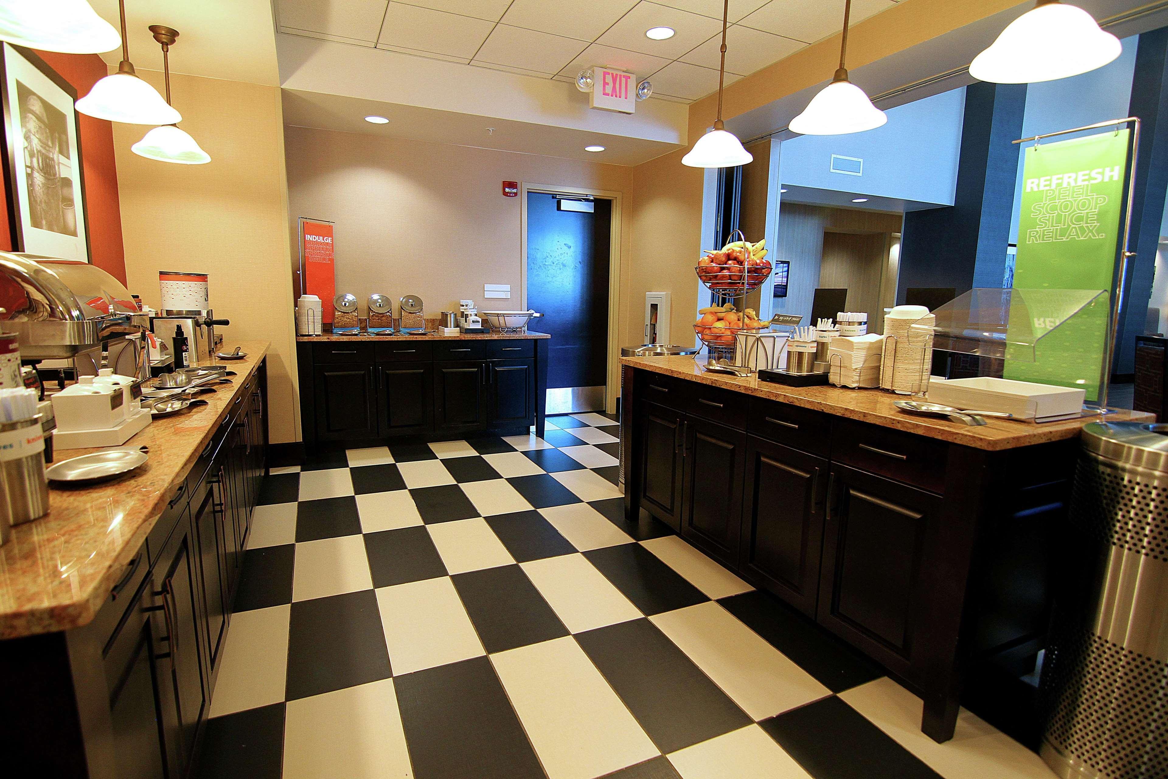 Hampton Inn & Suites Γκραντ Φορκς Εξωτερικό φωτογραφία