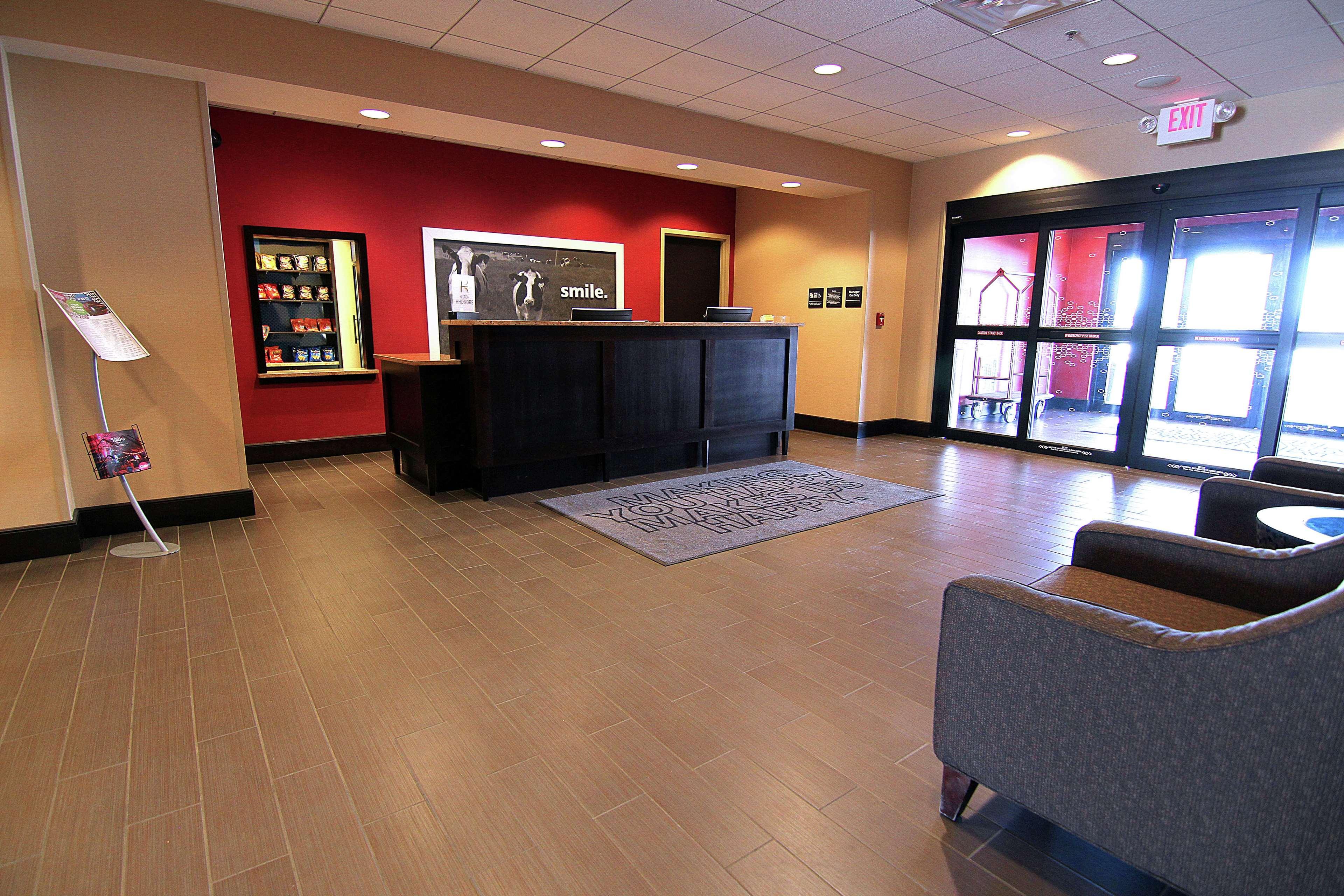 Hampton Inn & Suites Γκραντ Φορκς Εξωτερικό φωτογραφία