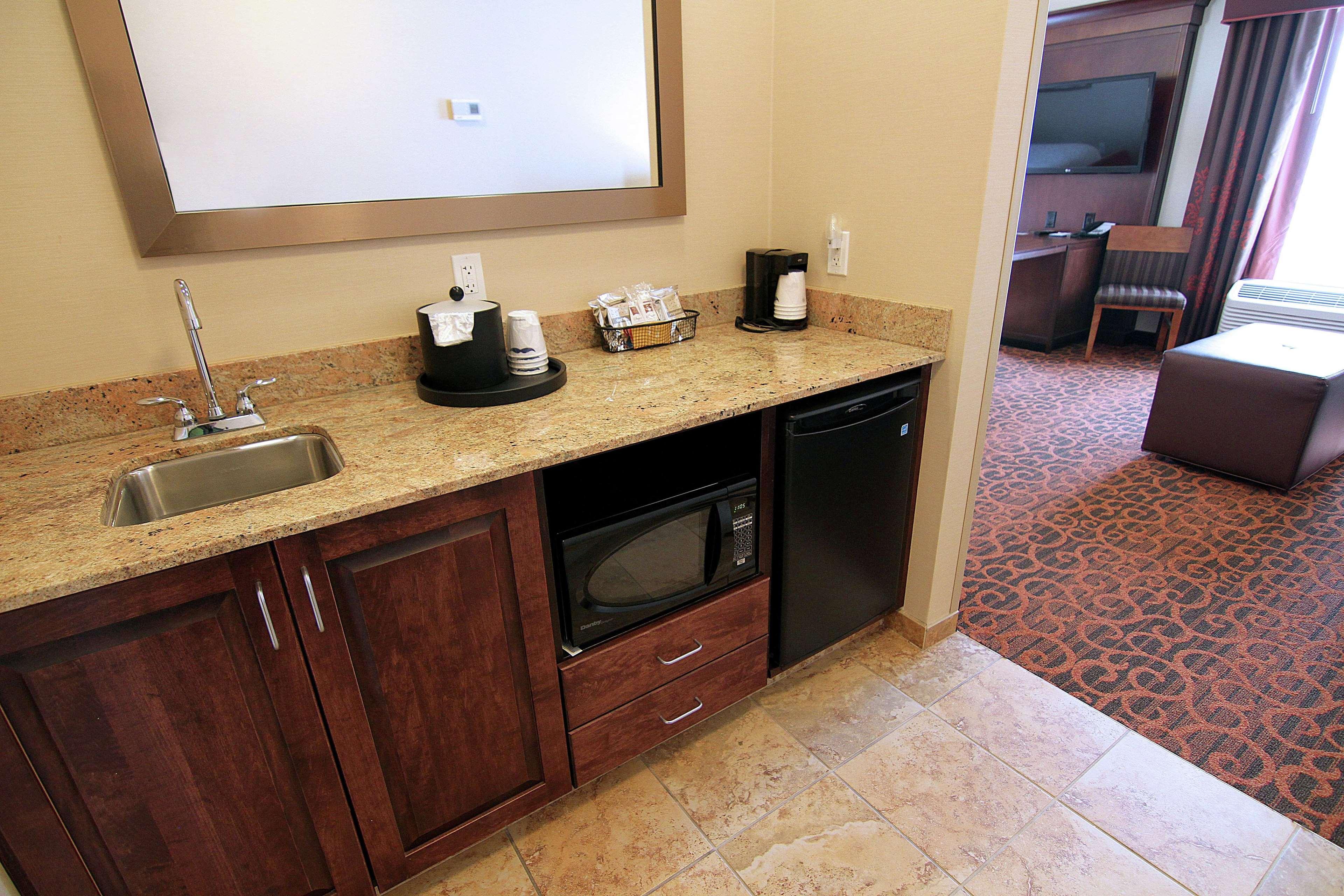 Hampton Inn & Suites Γκραντ Φορκς Εξωτερικό φωτογραφία