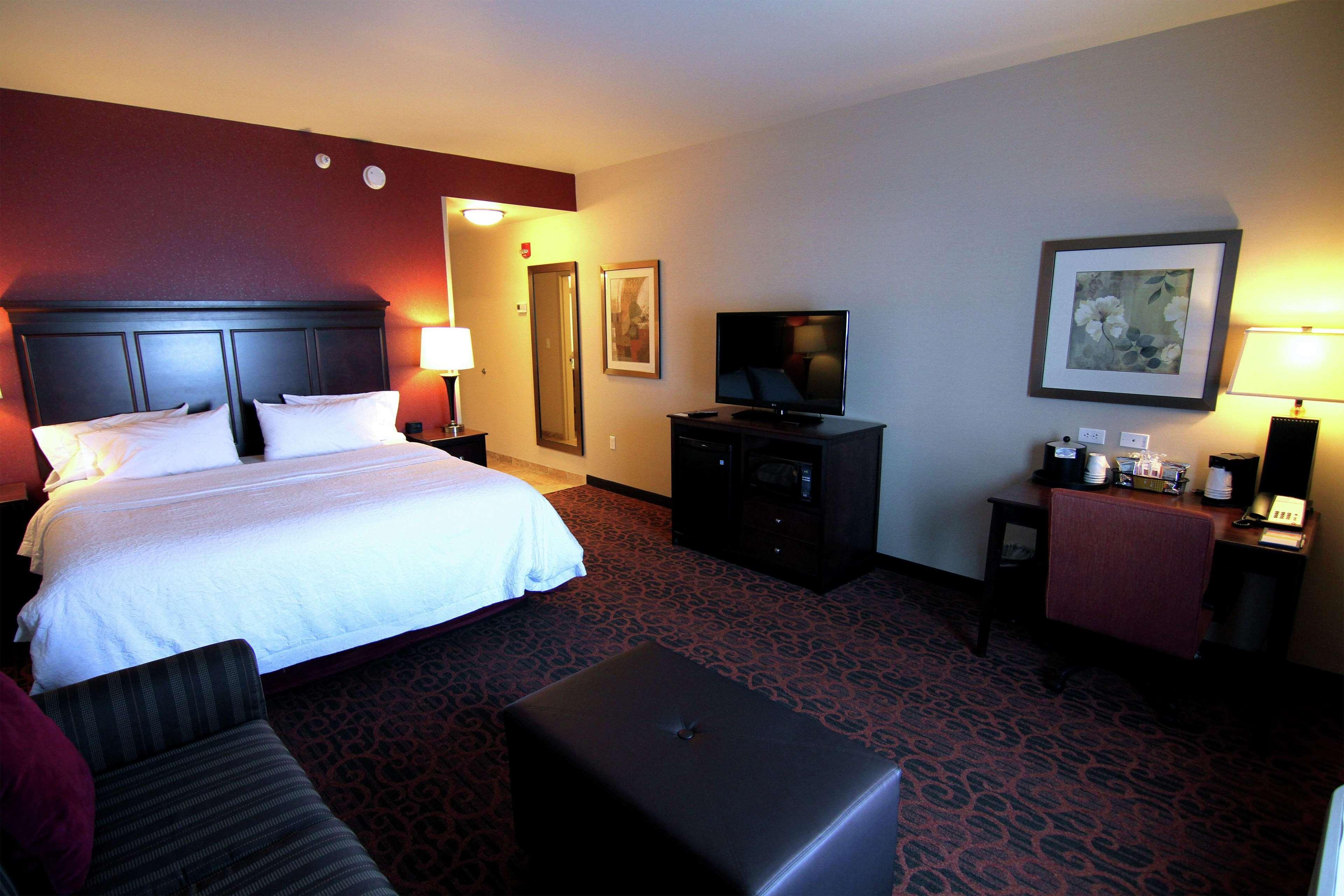 Hampton Inn & Suites Γκραντ Φορκς Εξωτερικό φωτογραφία