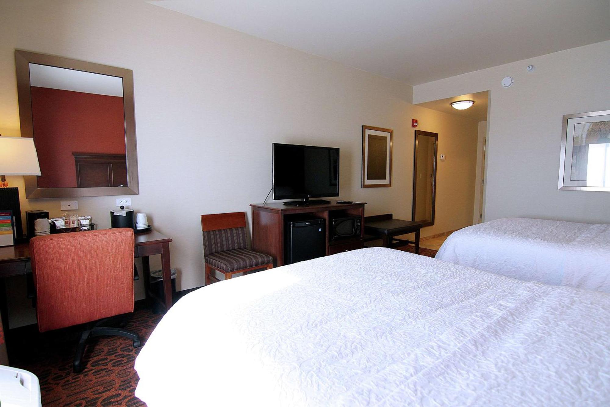 Hampton Inn & Suites Γκραντ Φορκς Εξωτερικό φωτογραφία