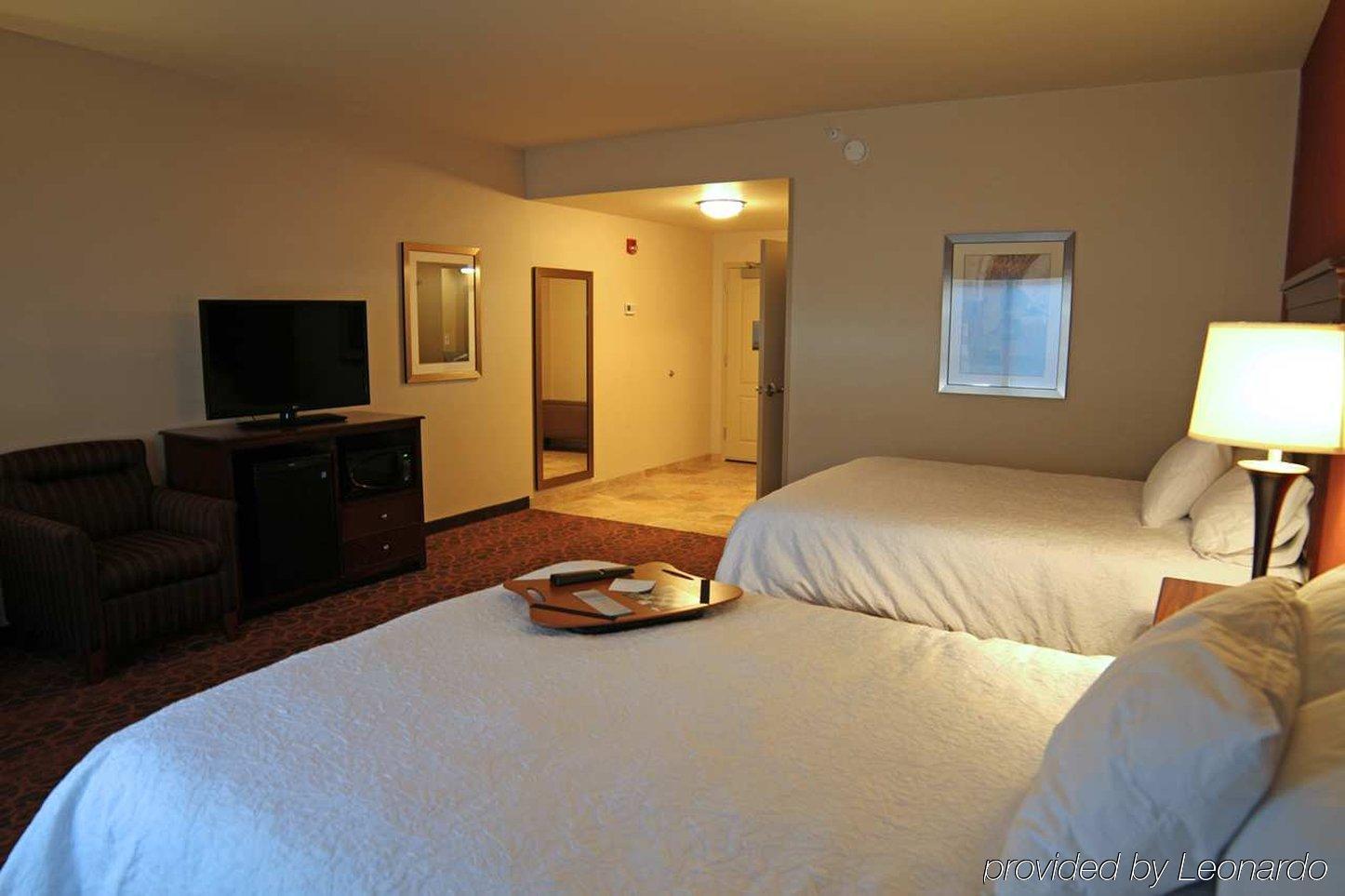 Hampton Inn & Suites Γκραντ Φορκς Εξωτερικό φωτογραφία