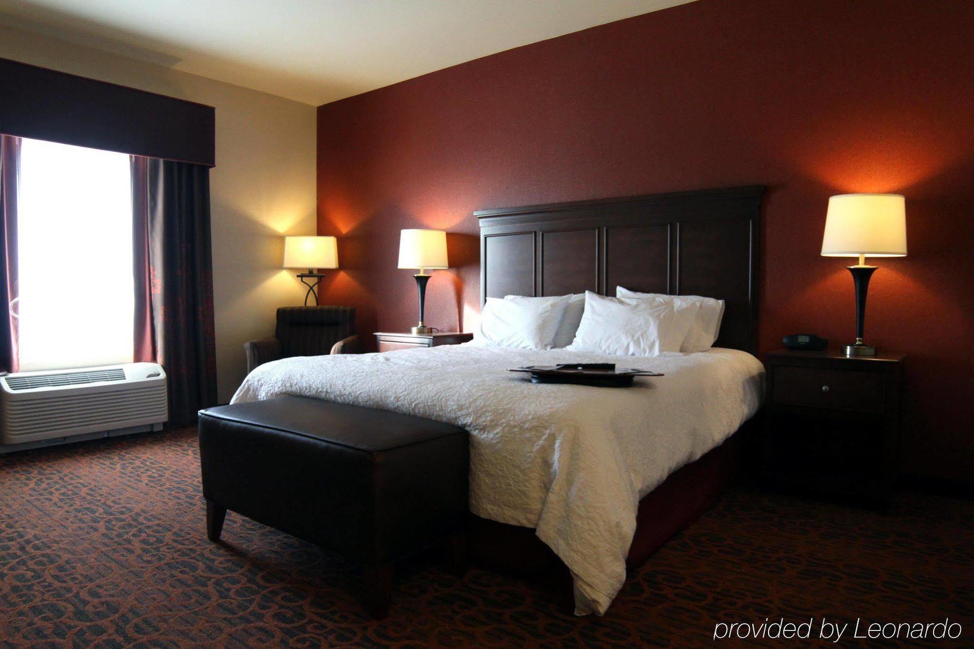 Hampton Inn & Suites Γκραντ Φορκς Εξωτερικό φωτογραφία